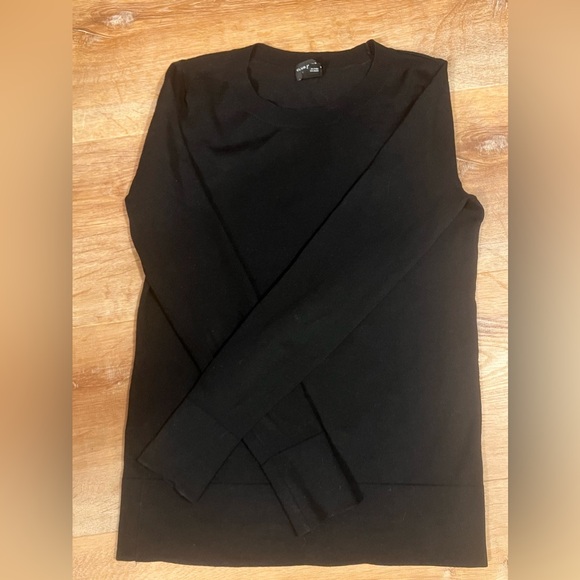 Sleek black wool Club Monaco sweater XS - Picture 3 of 8